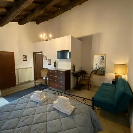 La Corte Segreta 3*